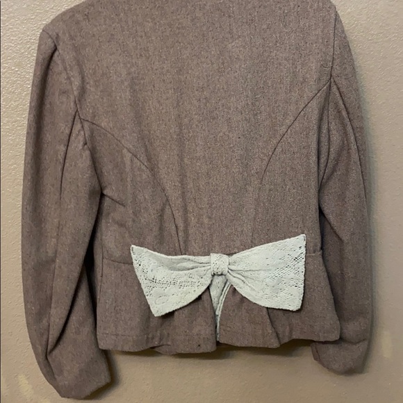 Jacket - Picture 2 of 3